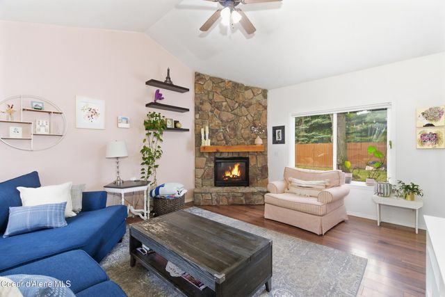 5487 N Martha LOOP, Coeur D'alene, ID 83815