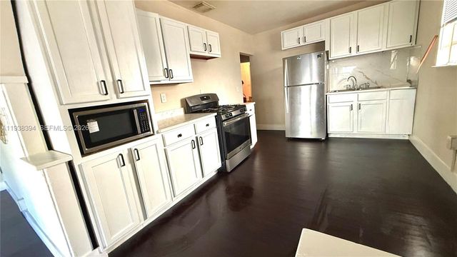 225 N K St 1, Lake Worth, FL 33460