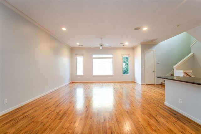 4430 Center Street, Houston, TX 77007