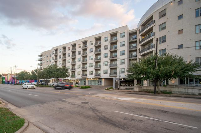 4430 Center Street, Houston, TX 77007