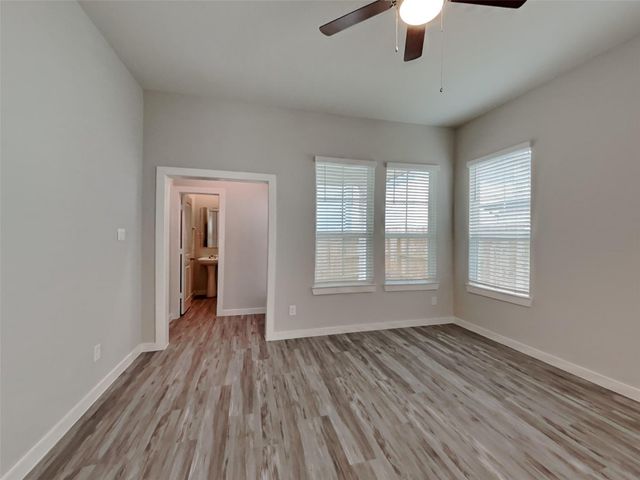 9835 Willow Creek Commerce Drive 205, Tomball, TX 77375