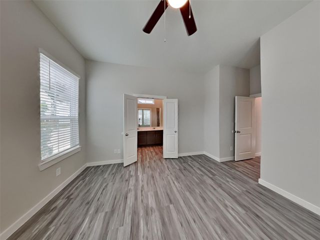 9835 Willow Creek Commerce Drive 205, Tomball, TX 77375