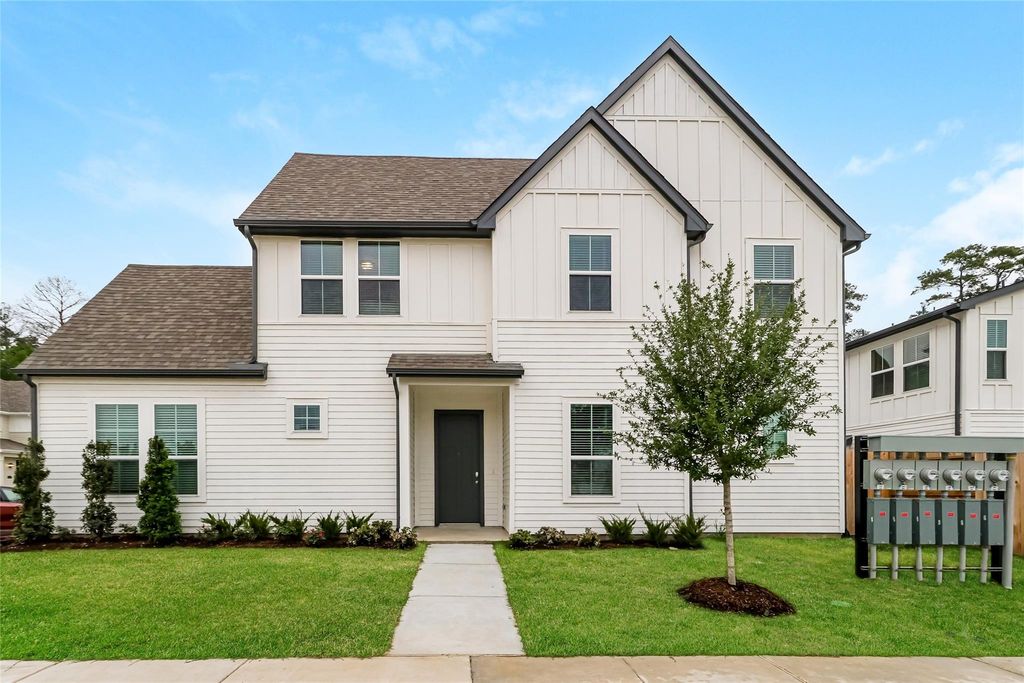 9835 Willow Creek Commerce Drive 205, Tomball, TX 77375