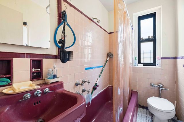 860 Grand concourse # 7F, New York City, NY 10451