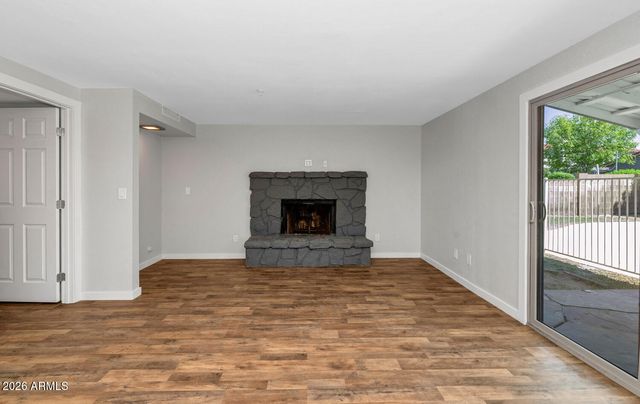 1927 E CROCUS Drive, Phoenix, AZ 85022