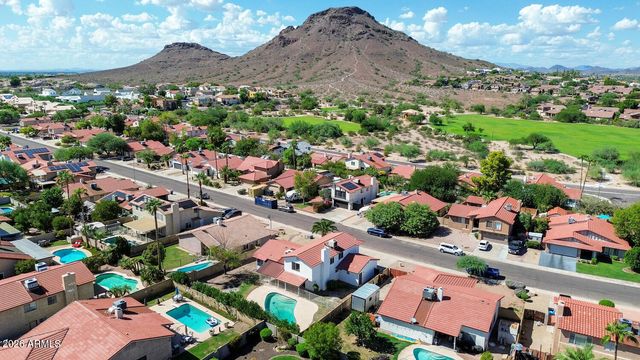 1927 E CROCUS Drive, Phoenix, AZ 85022