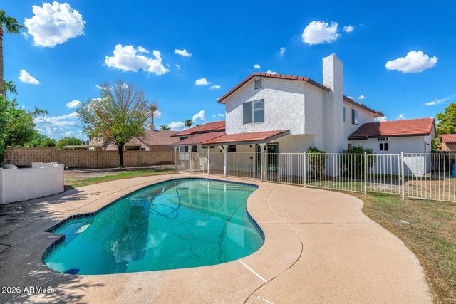 1927 E CROCUS Drive, Phoenix, AZ 85022