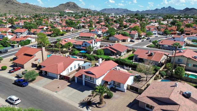 1927 E CROCUS Drive, Phoenix, AZ 85022