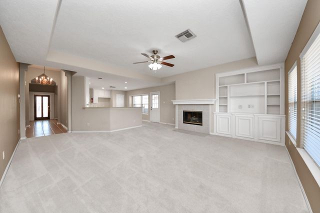 156 Greenridge Circle, League City, TX 77573