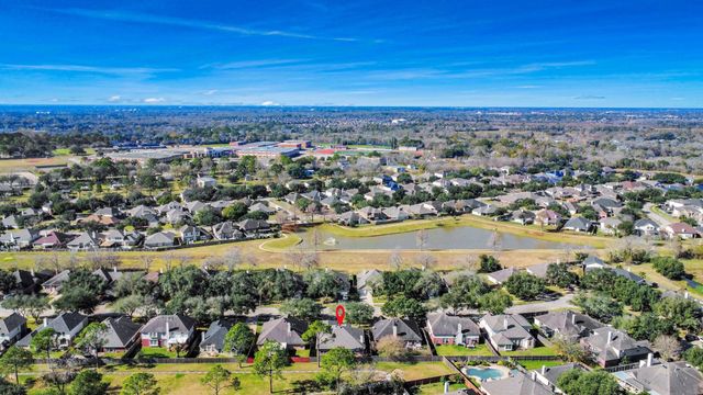 156 Greenridge Circle, League City, TX 77573