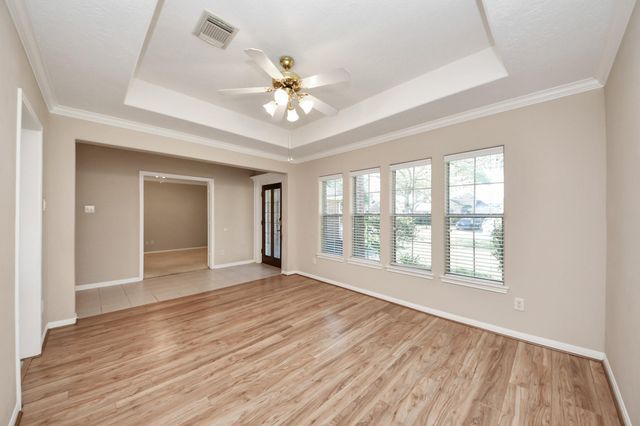 156 Greenridge Circle, League City, TX 77573