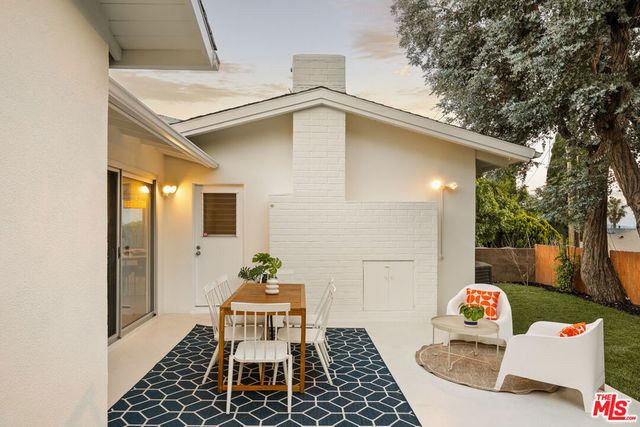 10749 Molony Road, Culver City, CA 90230