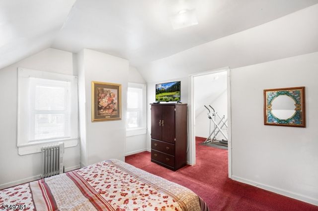 689 Springdale Ave, East Orange City, NJ 07017