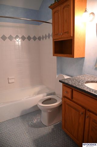 14464 Burdette Street, Omaha, NE 68116