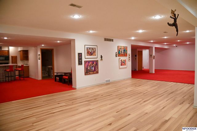 14464 Burdette Street, Omaha, NE 68116