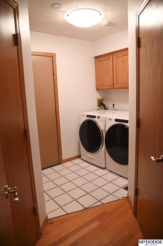 14464 Burdette Street, Omaha, NE 68116