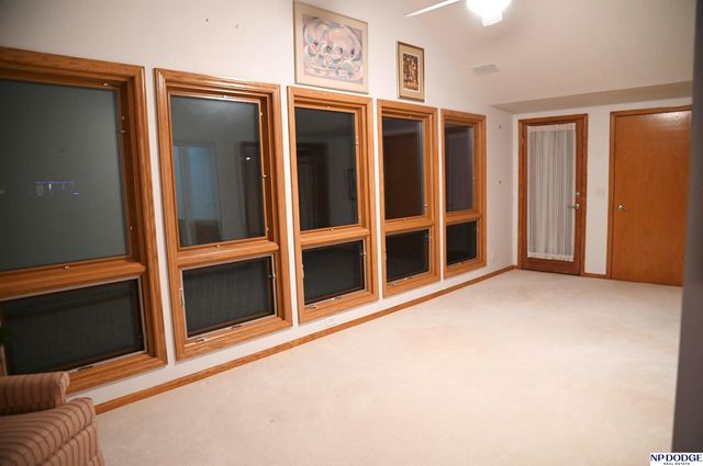 14464 Burdette Street, Omaha, NE 68116