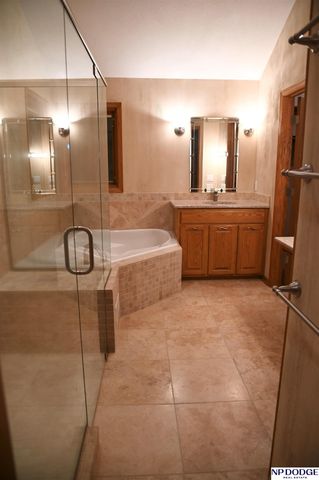 14464 Burdette Street, Omaha, NE 68116