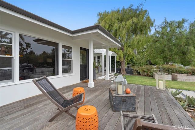 274 Magnolia Street, Costa Mesa, CA 92627