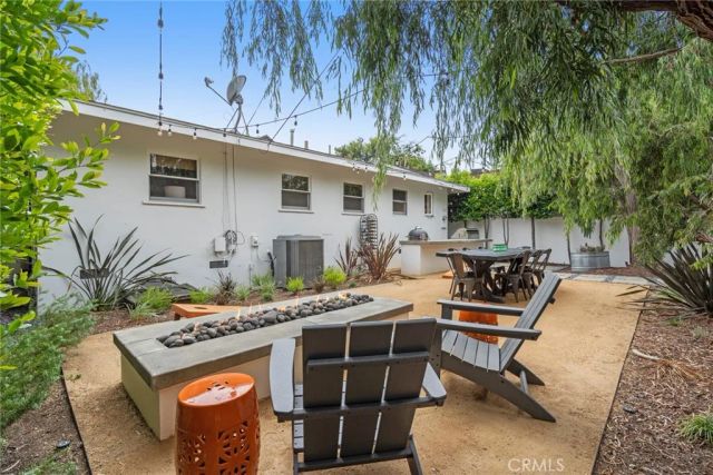 274 Magnolia Street, Costa Mesa, CA 92627