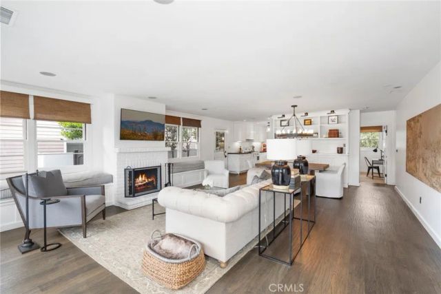 274 Magnolia Street, Costa Mesa, CA 92627