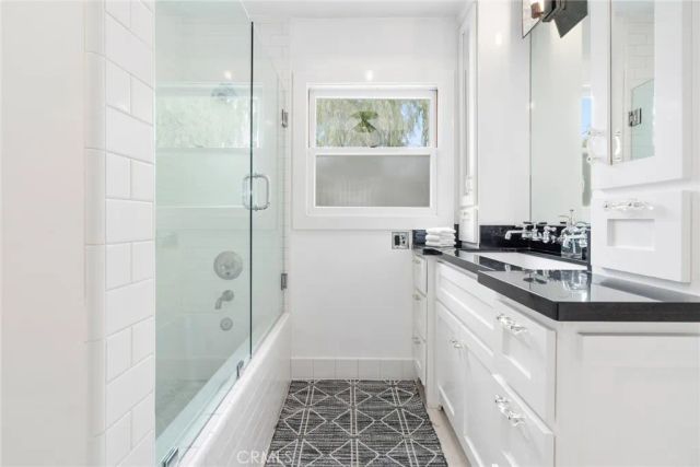 274 Magnolia Street, Costa Mesa, CA 92627