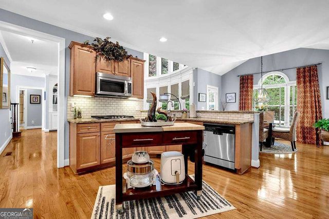 11000 Abbotts Station Drive, Duluth, GA 30097