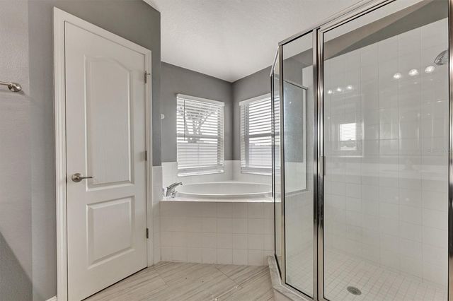 8105 TAR HOLLOW DRIVE, Gibsonton, FL 33534