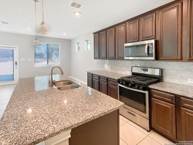 3119 Ambar Cala, San Antonio, TX 78259