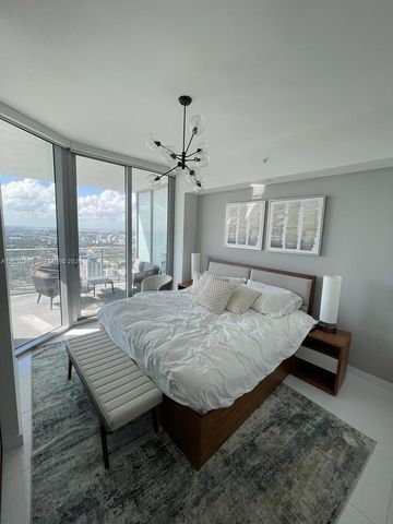 851 NE 1st Ave 3806, Miami, FL 33132