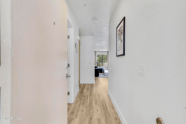 2713 Antonio Drive 210, Camarillo, CA 93010