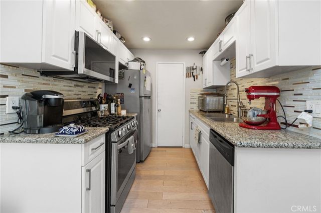 1336 Brentwood, Corona, CA 92882