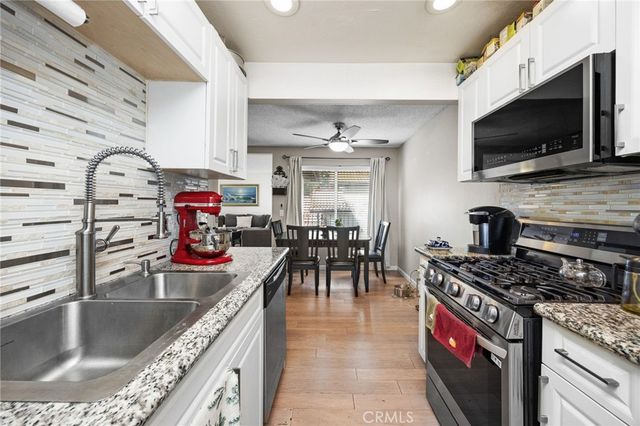 1336 Brentwood, Corona, CA 92882