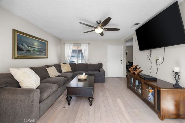 1336 Brentwood, Corona, CA 92882