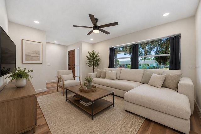 5609 VALLEY OAK ROAD, Orlando, FL 32808