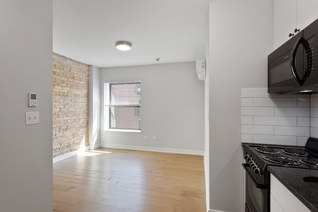 6019 N Winthrop Avenue 409, Chicago, IL 60660