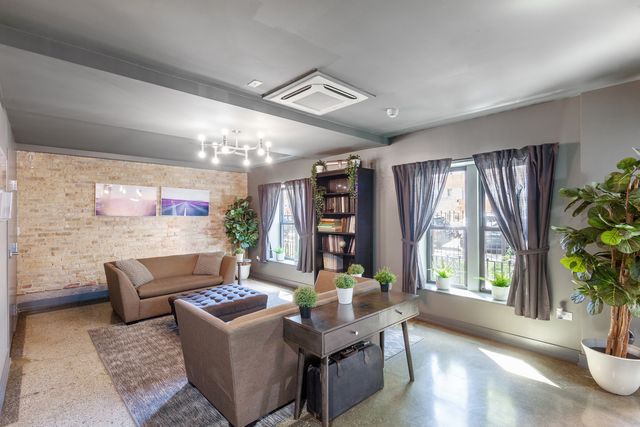 6019 N Winthrop Avenue 409, Chicago, IL 60660