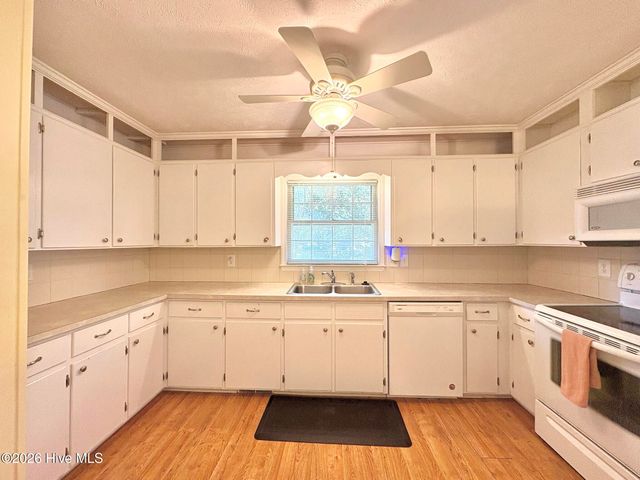 200 Elm Street, Whiteville, NC 28472