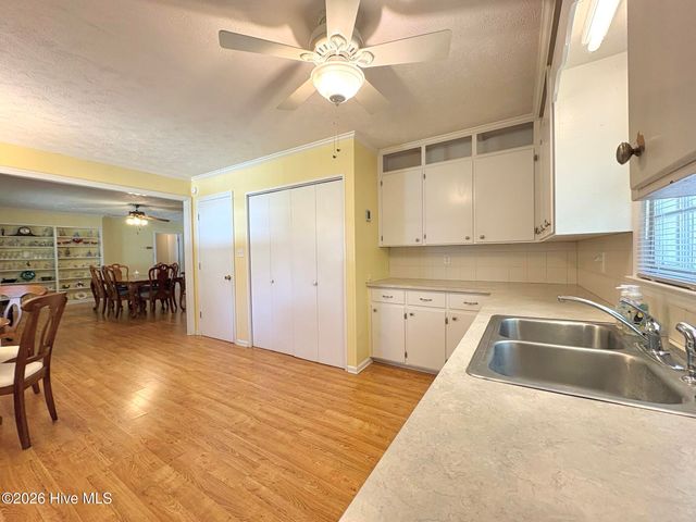 200 Elm Street, Whiteville, NC 28472