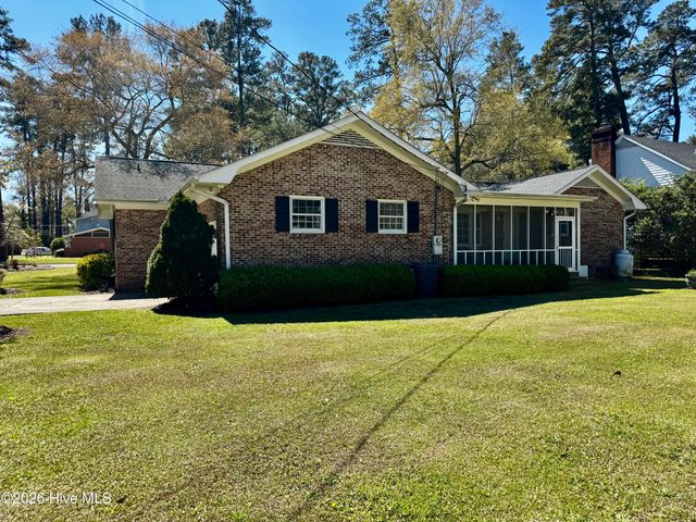 200 Elm Street, Whiteville, NC 28472