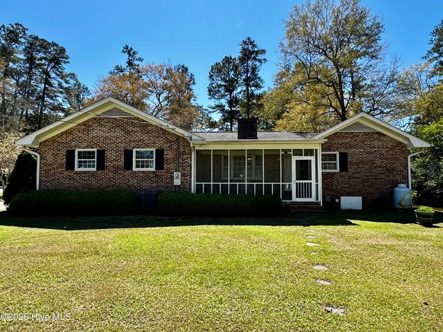 200 Elm Street, Whiteville, NC 28472