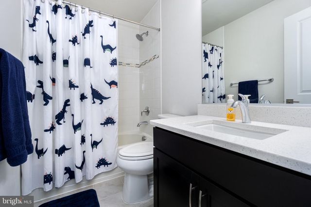 22503 NAUGATUCK SQ, Ashburn, VA 20148