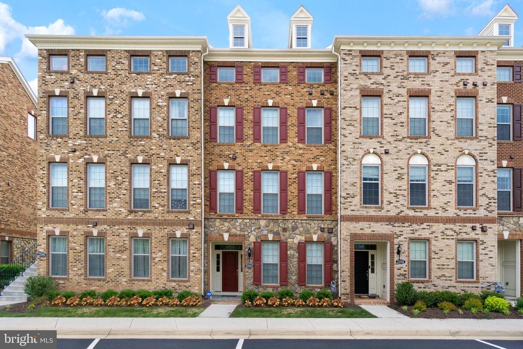 22503 NAUGATUCK SQ, Ashburn, VA 20148