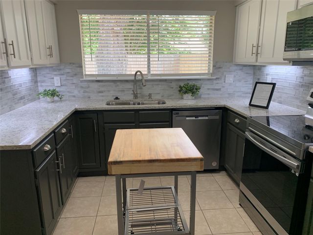 21022 Waymare Lane, Spring, TX 77388