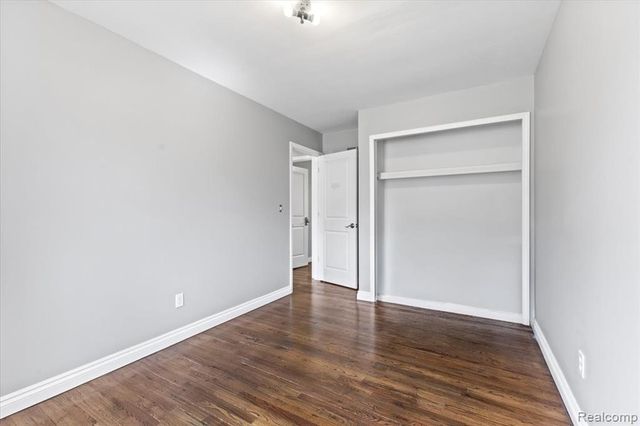 29740 Brentwood Street, Southfield, MI 48076