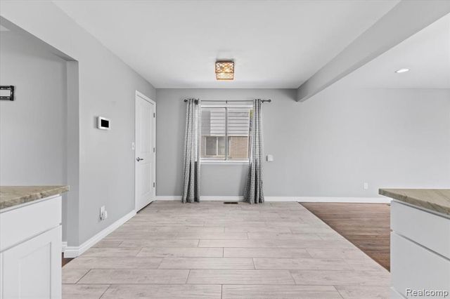 29740 Brentwood Street, Southfield, MI 48076