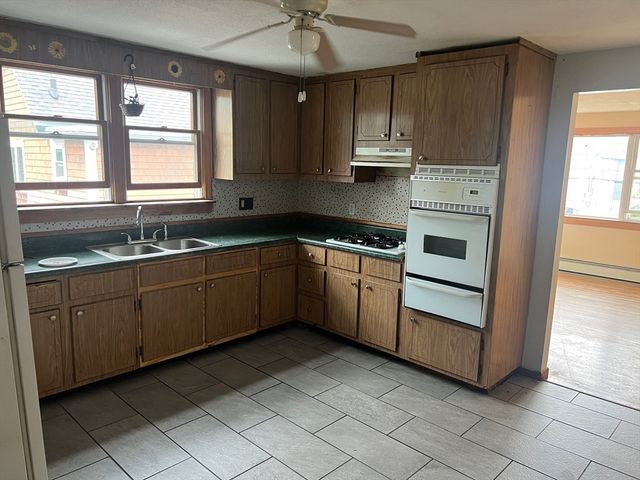 35 Pearl Ave 2, Winthrop, MA 02152