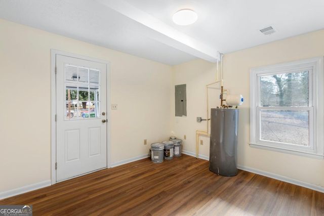 2844 Cardo Drive NW, Atlanta, GA 30318