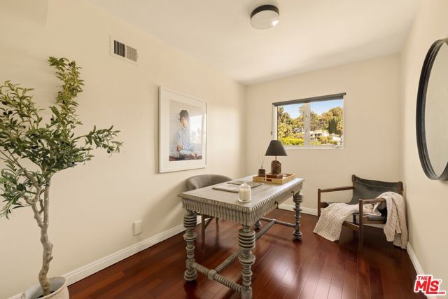 6350 Bryn Mawr Drive, Los Angeles, CA 90068