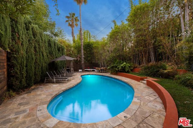 6350 Bryn Mawr Drive, Los Angeles, CA 90068